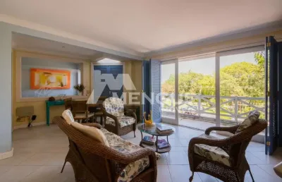 Casa com 4 quartos à venda na rua professor ulisses cabral, 435, chácara das pedras, porto alegre por r$ 1.300.000