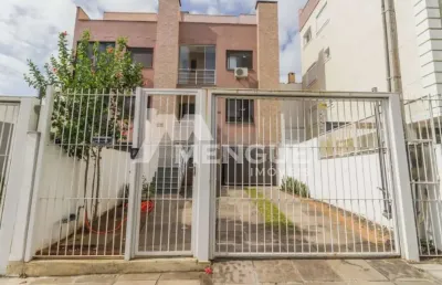 Casa com 3 quartos à venda na rua presidente juarez, 381, são sebastião, porto alegre por r$ 830.000