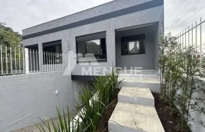 Casa com 2 quartos à venda na avenida marquês de souza, 298, jardim são pedro, porto alegre por r$ 649.000