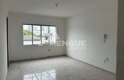 Sala comercial com 1 sala para alugar na avenida do forte, 1343, vila ipiranga, porto alegre por r$ 600