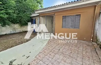 Casa com 3 quartos à venda na rua capão da canoa, 234, ipanema, porto alegre por r$ 639.000