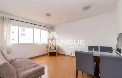 Apartamento com 3 quartos para alugar na rua antônio joaquim mesquita, 570, passo da areia, porto alegre por r$ 4.300