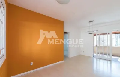 Apartamento com 2 quartos à venda na avenida mariland, 1701, auxiliadora, porto alegre por r$ 650.000