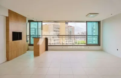 Apartamento com 3 quartos à venda na rua primeiro de janeiro, 150, três figueiras, porto alegre por r$ 1.690.000