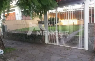 Casa com 2 quartos à venda na avenida mãe apolinária matias batista, 171, alto petrópolis, porto alegre por r$ 580.000
