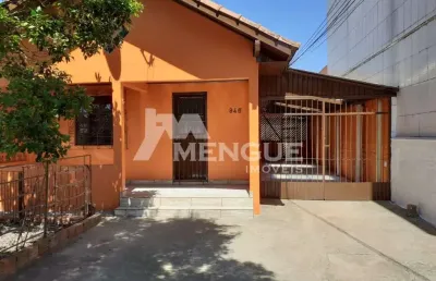 Casa com 4 quartos à venda na avenida toledo piza, 946, sarandi, porto alegre por r$ 325.000