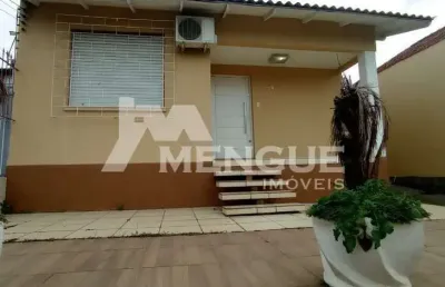 Casa com 3 quartos à venda na rua antônio francisco lisboa, 70, rubem berta, porto alegre por r$ 470.000