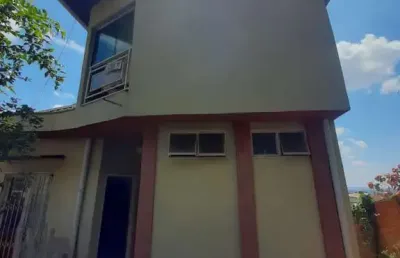 Casa com 4 quartos à venda no ipiranga, ribeirão preto  por r$ 430.000