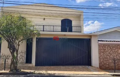 Casa com 4 quartos à venda no sumarezinho, ribeirão preto  por r$ 745.000