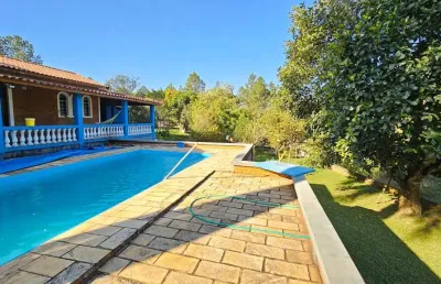 Chácara / sítio com 5 quartos à venda em piratuba, ibiúna  por r$ 550.000