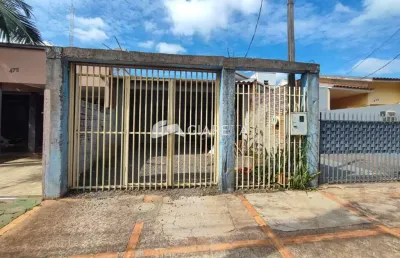 Casa, a venda ótima localização jardim coopagro, toledo - pr