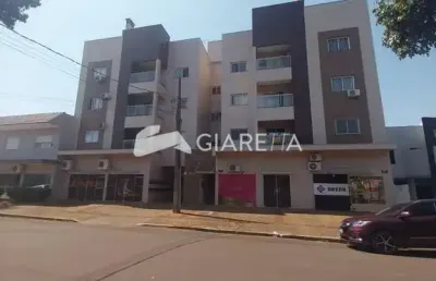 Apartamento amplo com excelente localização à venda, jardim gisela, toledo - pr