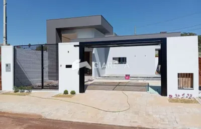 Casa ampla à venda em excelente localização, jardim coopagro, toledo - pr