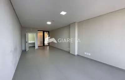Sala comercial no corporativo taipas, centro de toledo - pr