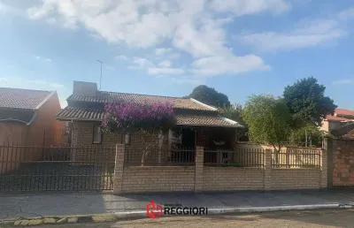Casa com 2 quartos à venda no Centro, Penha 