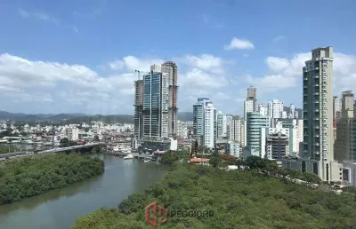 Apartamento com 4 quartos à venda na Barra Sul, Balneário Camboriú 