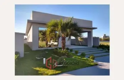 Casa com 3 quartos à venda no Santa Regina, Camboriú 