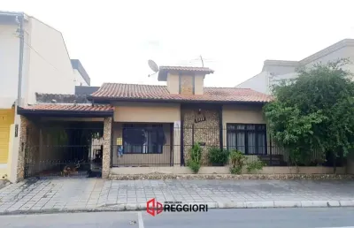 Casa com 3 quartos à venda no Centro, Balneário Camboriú 