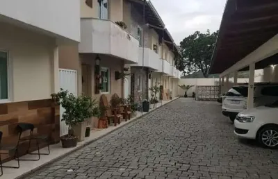Casa com 2 quartos à venda no Centro, Camboriú 