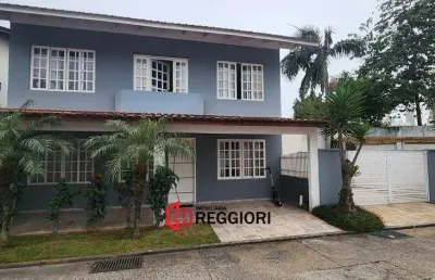 Casa em condomínio fechado com 3 quartos à venda no Centro, Balneário Camboriú 