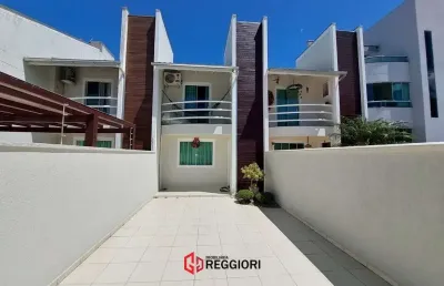 Casa com 3 quartos à venda na Nova Esperança, Balneário Camboriú 