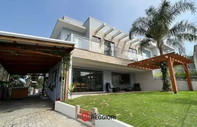 Casa com 3 quartos à venda no Centro, Penha 