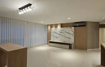 Apartamento com 4 quartos para alugar no Centro, Balneário Camboriú 