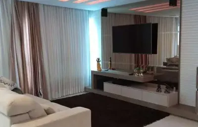 Apartamento com 2 quartos para alugar no Centro, Balneário Camboriú 