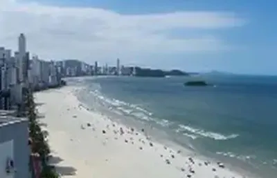 Apartamento com 2 quartos para alugar no Centro, Balneário Camboriú 