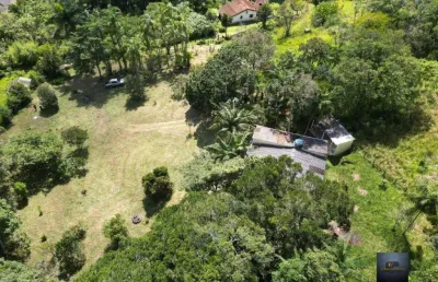 Chácara à venda com área de 16.800m². juquitiba/sp.