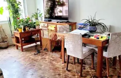 Apartamento próximo da praia a venda em santos, localizado no bairro da pompéia.