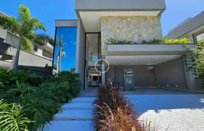Casa de luxo, com 6 suítes + dependência de empregada!