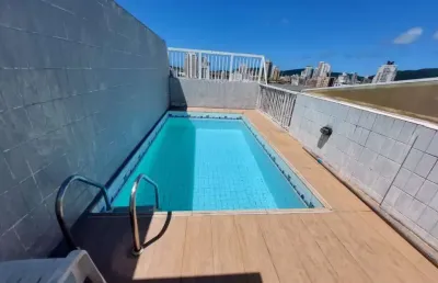 Cobertura duplex a venda em santos, localizada no bairro do boqueirão.