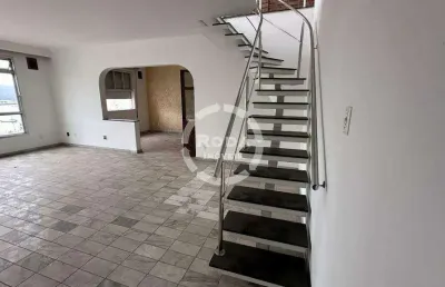 Cobertura duplex à venda – 215m² | 2 dormitórios (1 suíte) | 2 vagas | vista mar – ponta da praia, santos/sp