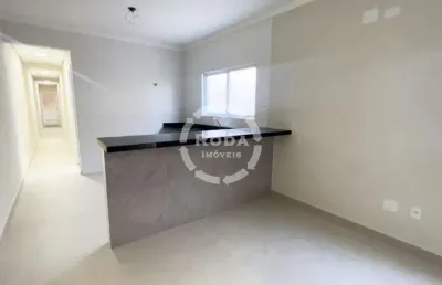 Excelente sobreposta baixa, 3 suites, 1 lavabo, 2 vagas e quintal a venda em marapé.