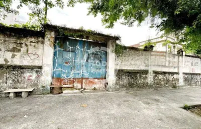 Terreno à venda na Rua Paraná, --, Vila Mathias, Santos