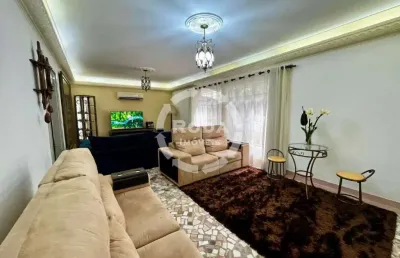 Casa com 3 quartos à venda na Rua André Vidal de Negreiros, --, Ponta da Praia, Santos