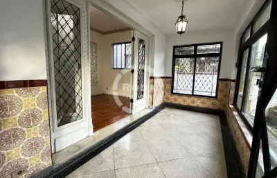 Casa à venda, 3 quartos, 2 vagas, macuco - santos/sp