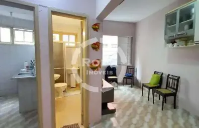 Apartamento de 1 dormitório com vista lateral para o mar