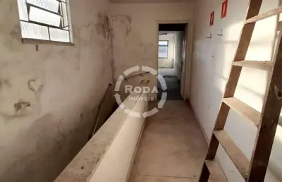 Prédio para alugar na Rua Julio de Mesquita, --, Vila Mathias, Santos