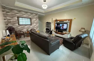Casa geminada com 3 suítes no embaré - ampla área de lazer -