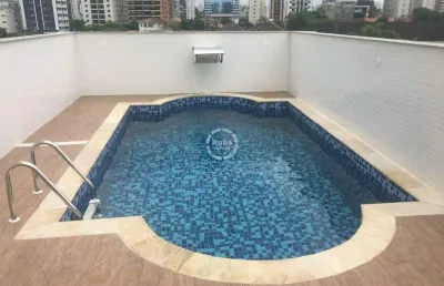 Casa sobreposta com piscina aquecida e 04 quartos ponta da praia