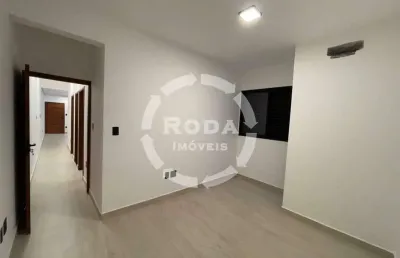 Casa sobreposta baixa nova à venda no marapé – 3 dormitórioss e 2 vagas!