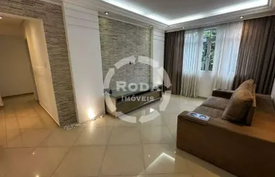 Apartamento com 2 dormitórios e dependência completa no bairro do embaré