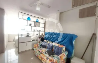 Sala living porteira fechada na quadra da praia no boqueirão – santos