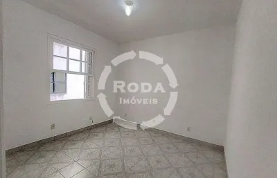 Kitnet reformado 1 quadra da praia para locação no embaré – santos