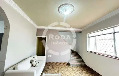Casa geminada estilo sobrado para locação no estuário – porteira fechada