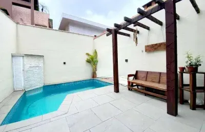 Sobrado triplex com 4 dormitórios, piscina e churrasqueira na aparecida – santos/sp