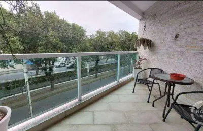 Oportunidade única no embaré sobreposta triplex à venda.