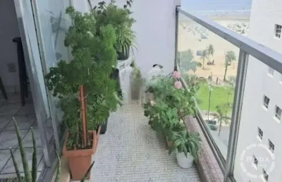 Apartamento com 90 m² e vista para o mar no gonzaga santos/sp!